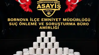 Bornova'da zehir tacirlerine ağır darbe: Binlerce hap ele geçirildi
