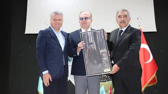 Cihat Yaycı'dan Kıbrıs çıkışı: Federasyon hayali Türkleri azınlık yapar