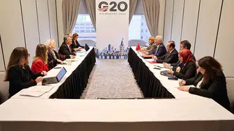 G20 Zirvesi'nde Kritik Diplomasi: Bakan Bolat'tan Avrupa ve Rusya ile Stratejik Temaslar