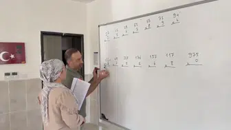 Osmaniye'de geç gelen eğitim azmi: Okuma yazma öğrenmek için sınıfa koştular