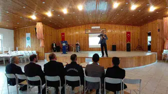 Taşkesti'de 104 veli bir araya geldi: Çocukları dijital ve sosyal risklerden koruma seferberliği