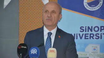 YÖK Başkanı Özvar'dan üniversitelere kritik çağrı: Müfredat yükünden kurtulun