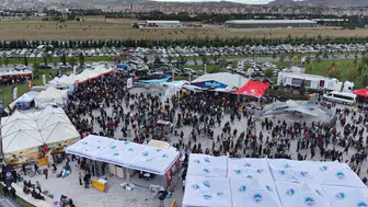 Kayseri semalarında çelik kanatların dansı: 8. BİLİMFEST kapılarını teknoloji tutkunlarına açtı