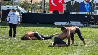 Sincan'da Er Meydanı Geleneği Başladı: 500 Pehlivan Kıyasıya Mücadele Etti