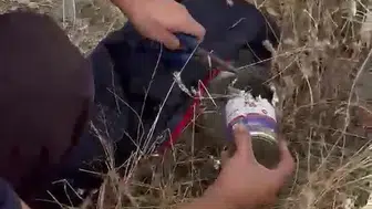 Konserve kutusuna hapsolan kedi için nefes kesen operasyon
