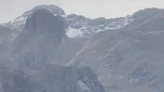 Munzur Dağları'na kışın ilk müjdesi düştü: Zirveler beyaza büründü