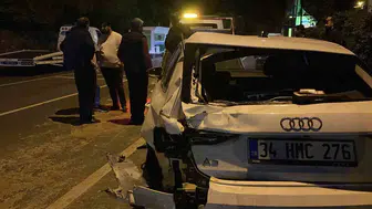 Sarıyer'de gece yarısı dehşeti: Sıkıştırılan otomobil park halindeki araçlara daldı