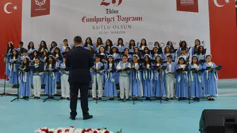 Mardin'de Cumhuriyetin 103. Yılı: Dört Dilde Yükselen Kardeşlik Ezgisi