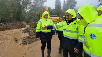 Sakarya'da 36 saatlik kesintisiz mücadele: Belediye Başkanı Alemdar'dan saha açıklaması