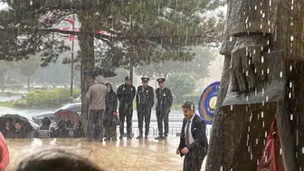 Sivas'ta Cumhuriyet coşkusu yağmura rağmen dinmedi