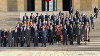 Cumhuriyetin kalbi Ankara 103 yaşında: Başkentlik gururu Anıtkabir'den Ulus'a taşındı