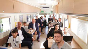 Ayvalık'ta Mavi Seferberlik: Geleceğin Çevrecileri Teknolojiyi Deniz İçin Kullanacak