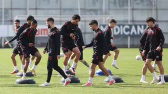 Sivasspor'da İsmet Taşdemir'in gözü sakatların dönüşünde: Rekabet artacak, kazanan biz olacağız