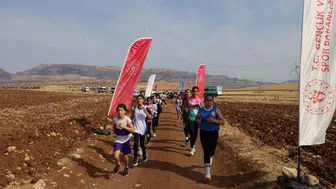 Silopi'de pistin tozunu attıran gençler Mardin biletini kaptı