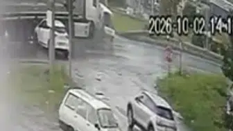 Samsun'daki dehşet anları kamerada: Kırmızı ışık ihlali faciaya yol açtı