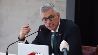Genç nesil tütün kıskacında: 13-17 yaş grubunda her üç çocuktan biri sigara kullanıyor