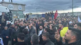Edirne sınır kapılarında dev lojistik krizi: Şoförler kontak kapattı