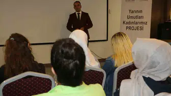 Diyarbakırlı kadınlar hem dijital dünyada hem sokakta kendilerini korumayı öğreniyor