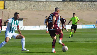 Bandırma'da Iğdır FK fırtınası: Eksik kalmasına rağmen galibiyeti söktü aldı