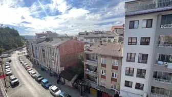 Beton yığınlarına inat: 60 yıllık yuvasını terk etmeyen Hatice teyzenin hikayesi