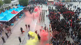 Çorum'da Cumhuriyet coşkusu: Komandoların nefes kesen gösterisi izleyenleri büyüledi
