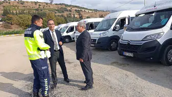 Efeler'de okul yollarında sıkı takip: Servis araçları mercek altına alındı