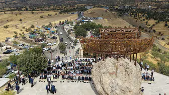Cudi Dağı'nın gölgesinde 300 yıllık buluşma: 5 bin kişi aynı sofrada barış için bir araya geldi