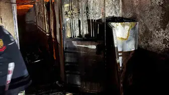 Karacasu'da gece yarısı dehşeti: Alevlerin arasında kalan aile son anda kurtarıldı