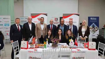 Darıca'da binlerce kişi aynı çatı altında: İş dünyasının kapıları bu kez fuar için açıldı