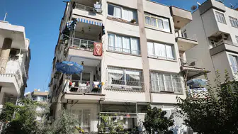 Mersin'de korku dolu gece: 40 kişi evlerinden tahliye edildi