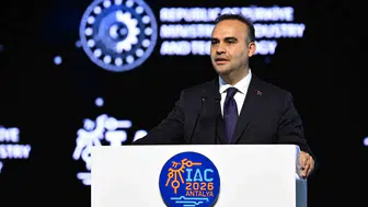 Antalya uzay diplomasisinin kalbi oldu: Bakan Kacır dünya liderleriyle masaya oturdu
