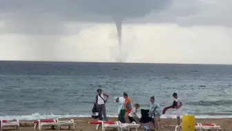 Alanya semalarında ürküten manzara: Aynı anda üç hortum birden belirdi