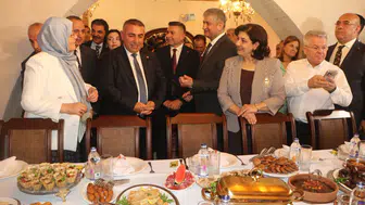 Adana'nın gastronomi kalbi bu kez tarihi bir mirasla atıyor: Selamlık Sofra Mirası Evi kapılarını açtı