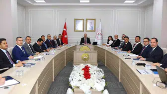 Adıyaman'da bürokrasinin çarkları daha hızlı dönmesi için kritik zirve