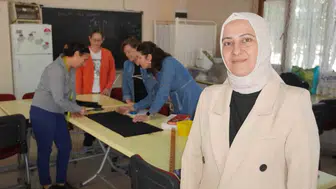 On Yıllık Sessizlik Bitti: Mahalleli Kadınlar Atıl Tesisi Üretim Merkezine Dönüştürdü