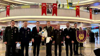 Malatya'da Cumhuriyet coşkusu alışveriş merkezine taşındı