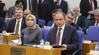 Bütçe görüşmelerinde önerge krizi: Kelime değişikliği mi, yasama hakkı mı?