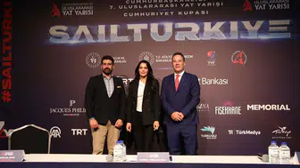 İstanbul Boğazı'nda Cumhuriyet rüzgarı: 650 sporcu dev kupa için yelken açıyor