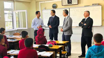 Sincik'te eğitim mesaisi: Kaymakam Yıldız'dan okul ziyareti
