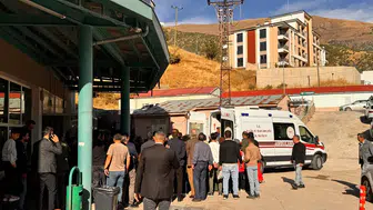 Şemdinli yolunda acı bilanço: Lastik patlamasıyla gelen facia