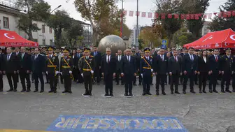 Malatya'da Cumhuriyet coşkusu: 103. yıl dönümü dualar ve kortejle başladı