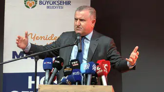Bakan Bak'tan Malatya'da okuma seferberliği mesajı: Kitaplar en sadık dostumuzdur