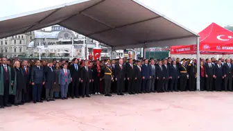 Taksim Meydanı'nda Cumhuriyet'in 103. yılına görkemli başlangıç