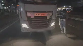 Sınır kapısında narkotik alarmı: Dorsedeki gizli bölmeden çıkanlar şoke etti