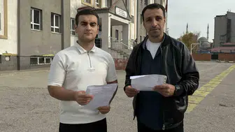 Yüksekova'da sıra dışı sınav günü: Baba ve oğul aynı okulun koridorlarında ter döktü