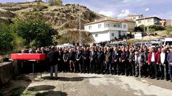 Veda vakti: Şemdinli'nin genç polisinden geriye 15 aylık bir yuva kaldı