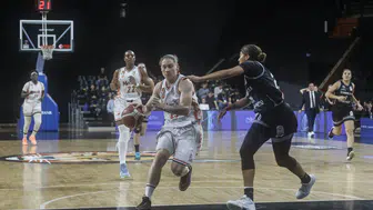 Servet Tazegül'de Çimsa ÇBK Mersin Rüzgarı: İstanbul Gençlikspor'a Geçit Yok