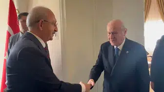 Siyasetin iki kıdemli ismi Meclis koridorlarında bir araya geldi