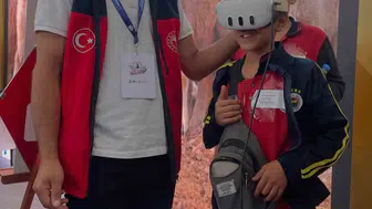 Kovanın içine sanal yolculuk: Kafkas arısı TEKNOFEST'te dijital dünyayı fethetti