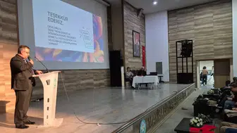 Alaşehir'de okul toplantısında pizza sürprizi: Katılım rekoru kıran sınıflara ödül